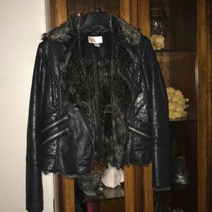 Jacket lined with faux fur